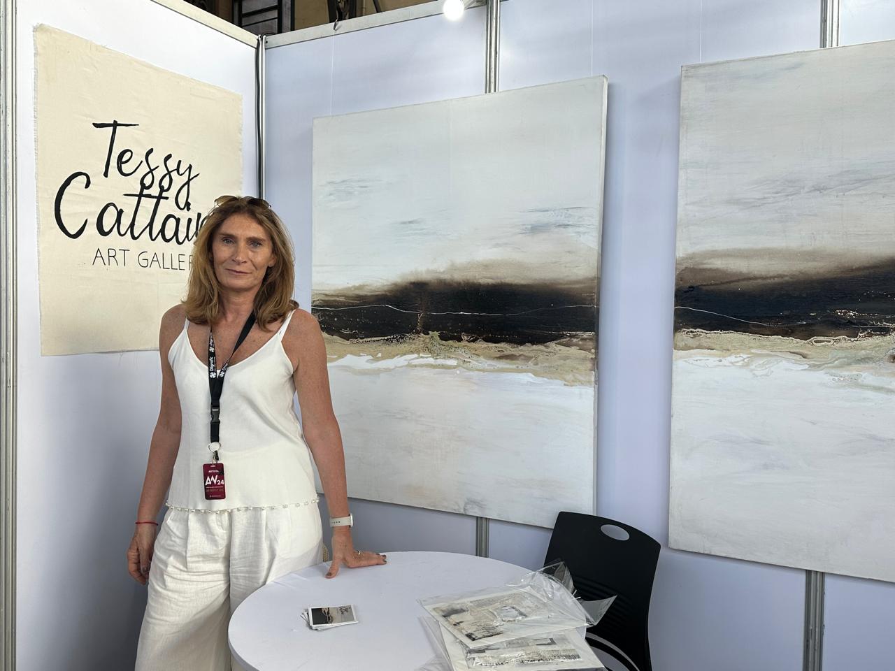 Tessy Cattaino se presentó en Art Week Chile 2024